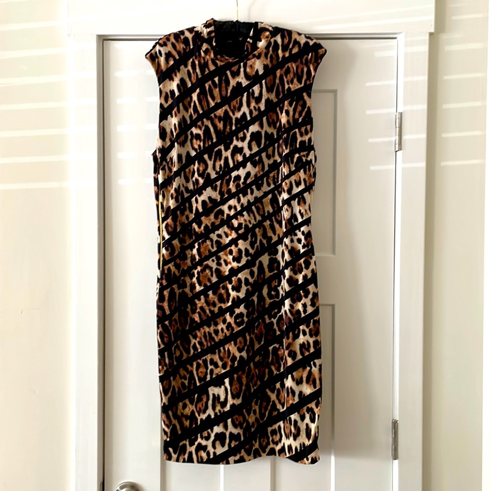 High neck sleeveless cheetah cocktail dress